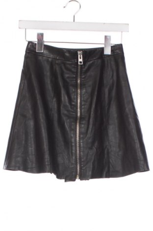 Кожена пола AllSaints, Размер XS, Цвят Черен, Цена 179,99 лв.