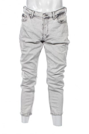Мъжки дънки Calvin Klein Jeans, Размер XL, Цвят Сив, Цена 144,99 лв.