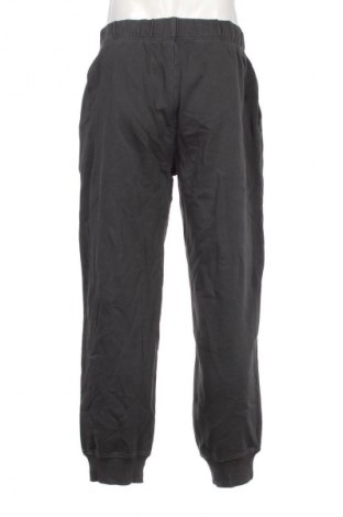 Męskie spodnie sportowe Calvin Klein Jeans, Rozmiar L, Kolor Szary, Cena 382,99 zł