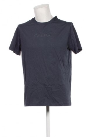 Piżama
 Calvin Klein, Rozmiar M, Kolor Niebieski, Cena 94,99 zł
