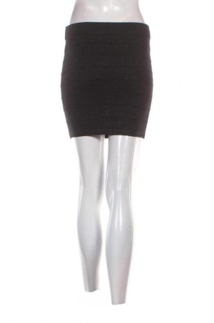 Spódnica Tally Weijl, Rozmiar S, Kolor Czarny, Cena 17,99 zł
