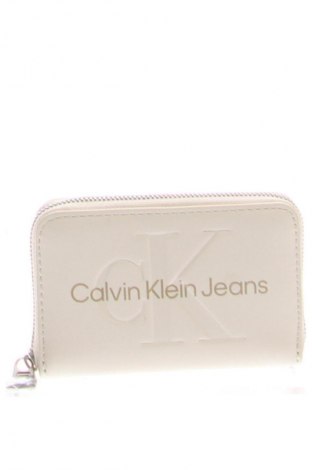 Peněženka Calvin Klein, Barva Bílá, Cena  1 979,00 Kč