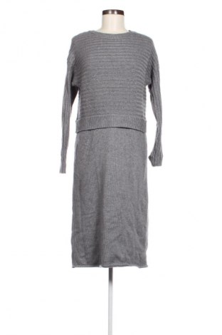 Kleid ASOS, Größe M, Farbe Grau, Preis € 11,99