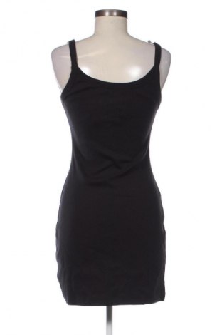 Рокля Calvin Klein Jeans, Размер S, Цвят Черен, Цена 167,99 лв.
