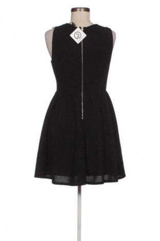 Šaty  Forever 21, Velikost M, Barva Černá, Cena  149,00 Kč