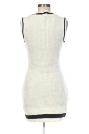 Kleid H&M Divided, Größe M, Farbe Weiß, Preis € 7,99