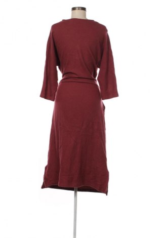 Sukienka Hessnatur, Rozmiar L, Kolor Czerwony, Cena 236,99 zł
