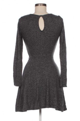 Kleid Hollister, Größe S, Farbe Mehrfarbig, Preis 7,99 €