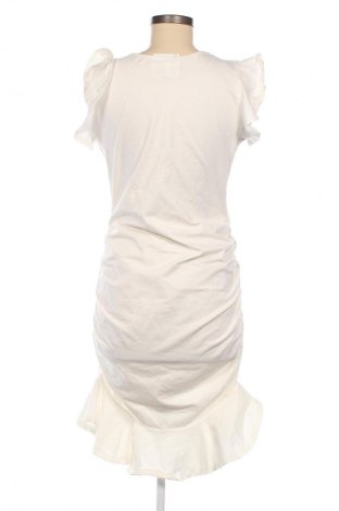 Ruha Missufe, Méret XL, Szín Fehér, Ár 9 429 Ft