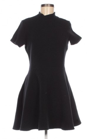 Ruha Superdry, Méret M, Szín Fekete, Ár 19 515 Ft