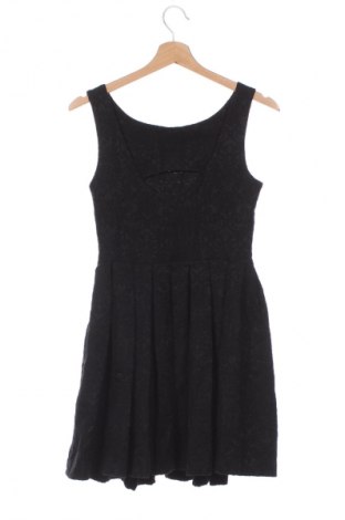 Sukienka Zara Trafaluc, Rozmiar S, Kolor Czarny, Cena 157,99 zł