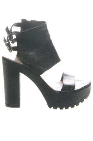 Σανδάλια Lasocki, Μέγεθος 36, Χρώμα Μαύρο, Τιμή 28,04 €