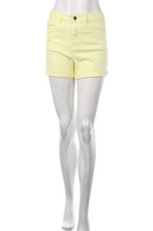 Γυναικείο κοντό παντελόνι Urban Classics, Μέγεθος M, Χρώμα Βιολετί, 98% βαμβάκι, 2% ελαστάνη, Τιμή 7,60 €