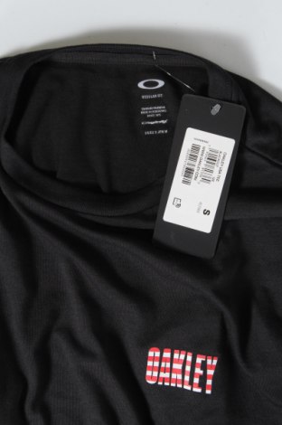 Мъжка тениска Oakley, Размер S, Цвят Черен, 85% полиестер, 15% памук, Цена 59,25 лв.