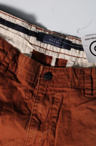 Pantaloni de bărbați Zara Man, Mărime M, Culoare Maro, Preț 22,00 Lei