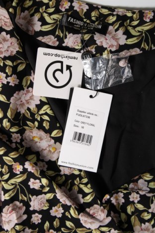Рокля Fashion Union, Размер XL, Цвят Многоцветен, Цена 24,40 лв.