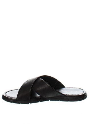 Pantofle S.Oliver, Velikost 41, Barva Černá, Cena  1 478,00 Kč