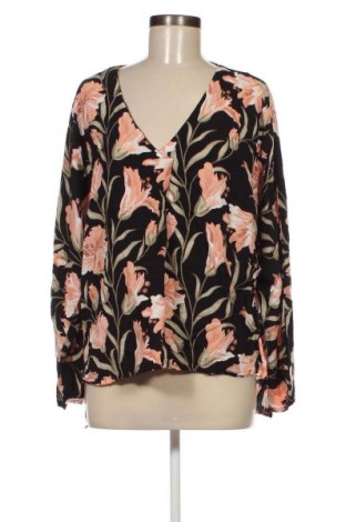 Γυναικεία μπλούζα, Μέγεθος M, Χρώμα Πολύχρωμο, Τιμή 1,76 €