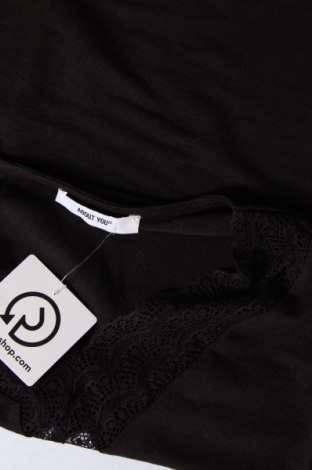 Γυναικεία μπλούζα About You, Μέγεθος M, Χρώμα Μαύρο, Τιμή 5,98 €