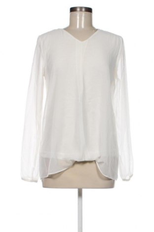 Дамска блуза B.Young, Размер M, Цвят Бял, Цена 29,21 лв.