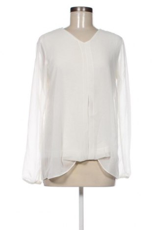 Дамска блуза B.Young, Размер M, Цвят Бял, Цена 13,53 лв.