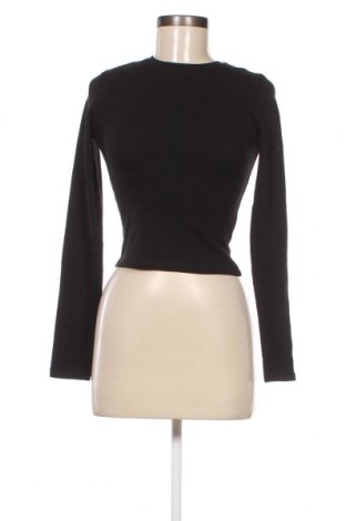 Γυναικεία μπλούζα Bershka, Μέγεθος M, Χρώμα Μαύρο, Τιμή 5,75 €