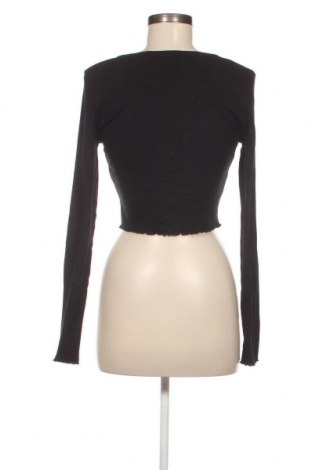 Дамска блуза Bershka, Размер L, Цвят Черен, Цена 3,04 лв.