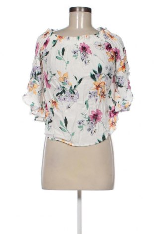 Дамска блуза Bershka, Размер S, Цвят Многоцветен, Цена 9,12 лв.