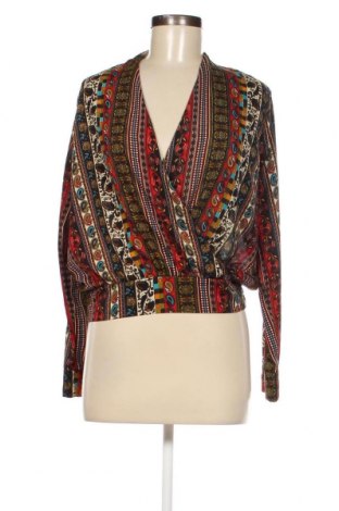 Дамска блуза Boohoo, Размер S, Цвят Многоцветен, Цена 6,65 лв.