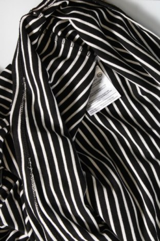 Дамска блуза C&A, Размер M, Цвят Черен, Цена 6,08 лв.