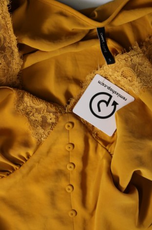Дамска блуза Calliope, Размер S, Цвят Жълт, Цена 7,60 лв.