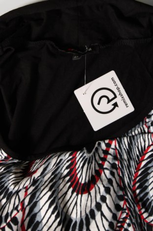 Γυναικεία μπλούζα Fabiani, Μέγεθος L, Χρώμα Μαύρο, Τιμή 4,00 €