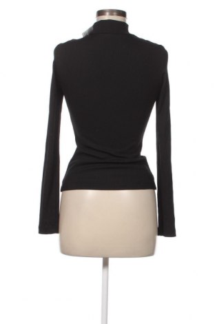 Γυναικεία μπλούζα Guess, Μέγεθος S, Χρώμα Μαύρο, Τιμή 27,91 €