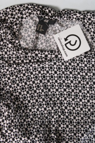 Γυναικεία μπλούζα H&M, Μέγεθος XS, Χρώμα Πολύχρωμο, Τιμή 2,50 €