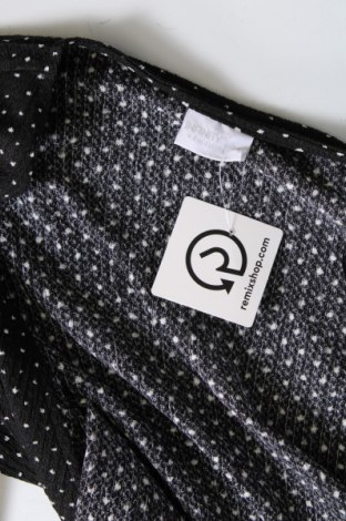Γυναικεία μπλούζα Infinity Woman, Μέγεθος M, Χρώμα Μαύρο, Τιμή 4,00 €
