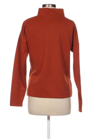 Дамска блуза Jean Pascale, Размер S, Цвят Кафяв, Цена 3,04 лв.
