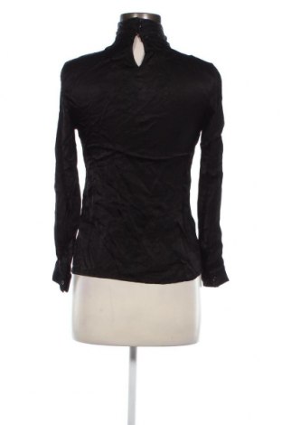 Дамска блуза Karen by Simonsen, Размер XS, Цвят Черен, Цена 13,94 лв.
