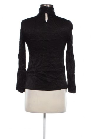 Дамска блуза Karen by Simonsen, Размер XS, Цвят Черен, Цена 16,32 лв.