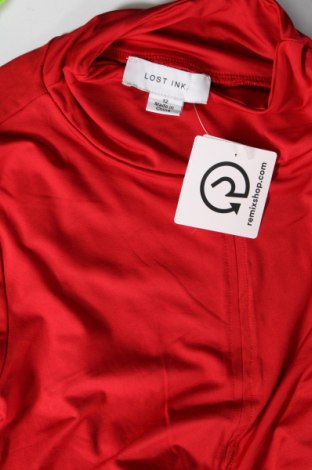 Γυναικεία μπλούζα Lost Ink, Μέγεθος M, Χρώμα Κόκκινο, Τιμή 4,01 €