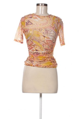 Дамска блуза Marciano by Guess, Размер S, Цвят Многоцветен, Цена 67,50 лв.