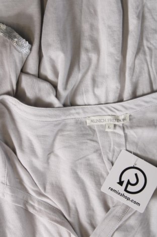 Γυναικεία μπλούζα Munich Freedom, Μέγεθος L, Χρώμα Γκρί, Τιμή 3,50 €