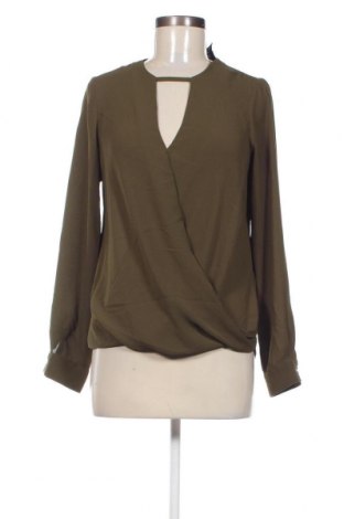 Γυναικεία μπλούζα New Look, Μέγεθος S, Χρώμα Πράσινο, Τιμή 1,76 €