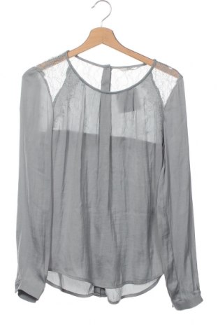 Дамска блуза ONLY, Размер XS, Цвят Сив, Цена 3,75 лв.