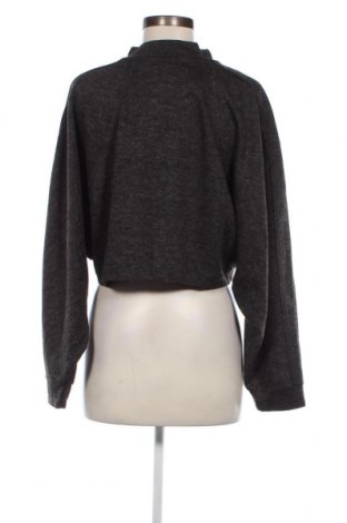 Γυναικεία μπλούζα Primark, Μέγεθος L, Χρώμα Γκρί, Τιμή 2,00 €