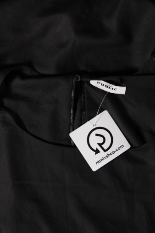 Γυναικεία μπλούζα Public, Μέγεθος M, Χρώμα Μαύρο, Τιμή 1,76 €