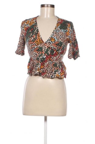 Дамска блуза Pull&Bear, Размер M, Цвят Многоцветен, Цена 4,94 лв.