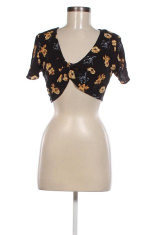 Damen Shirt Pull&Bear, Größe S, Farbe Mehrfarbig, Preis 13,22 €