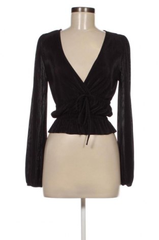 Дамска блуза Pull&Bear, Размер S, Цвят Черен, Цена 4,94 лв.