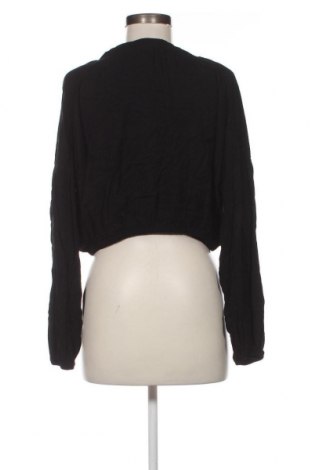 Дамска блуза Pull&Bear, Размер XL, Цвят Черен, Цена 4,94 лв.