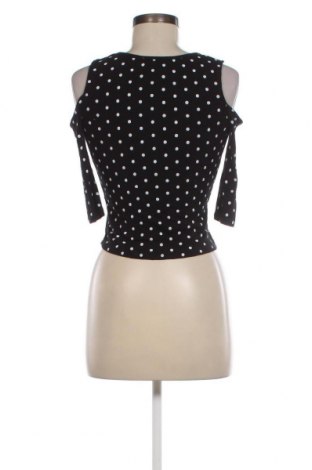 Γυναικεία μπλούζα Pull&Bear, Μέγεθος M, Χρώμα Μαύρο, Τιμή 2,43 €